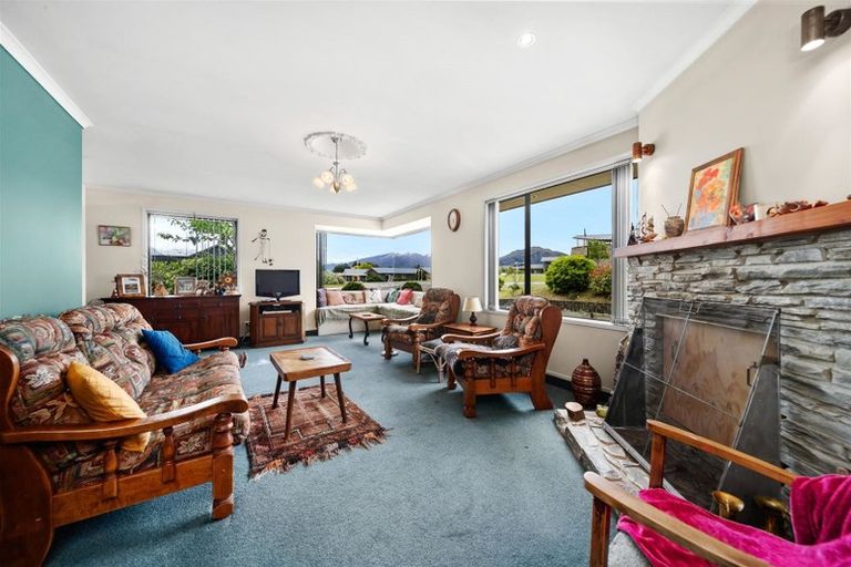 Photo of property in 125 Kings Drive, Wanaka, 9305