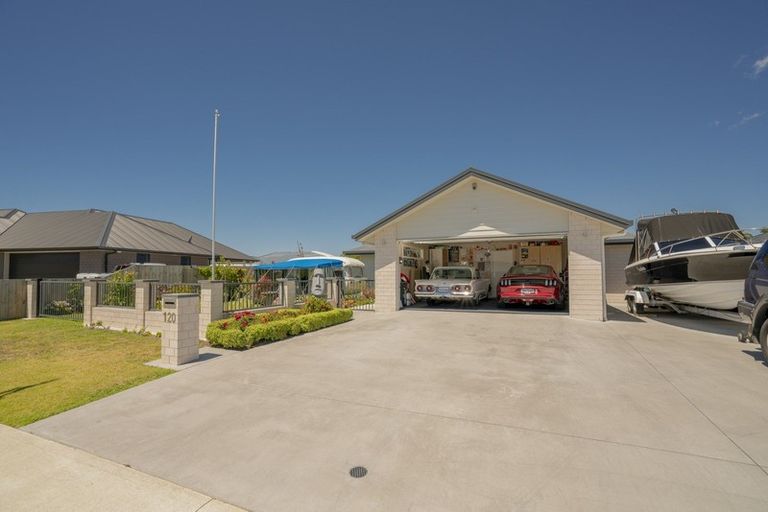 Photo of property in 120 Kupe Drive, Whitianga, 3510