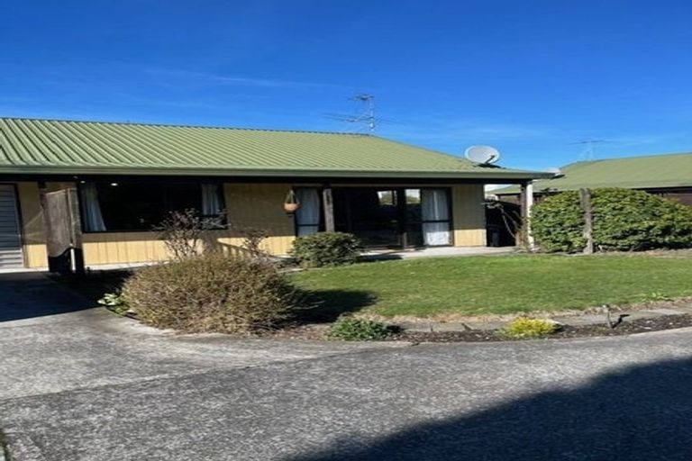Photo of property in 31h O'briens Road, Sockburn, Christchurch, 8042