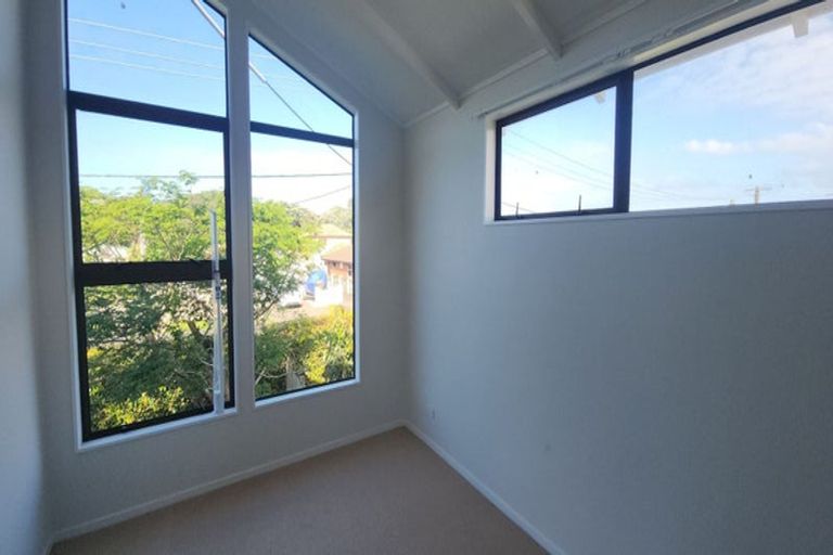 Photo of property in 1 Nukumea Common, Orewa, 0931