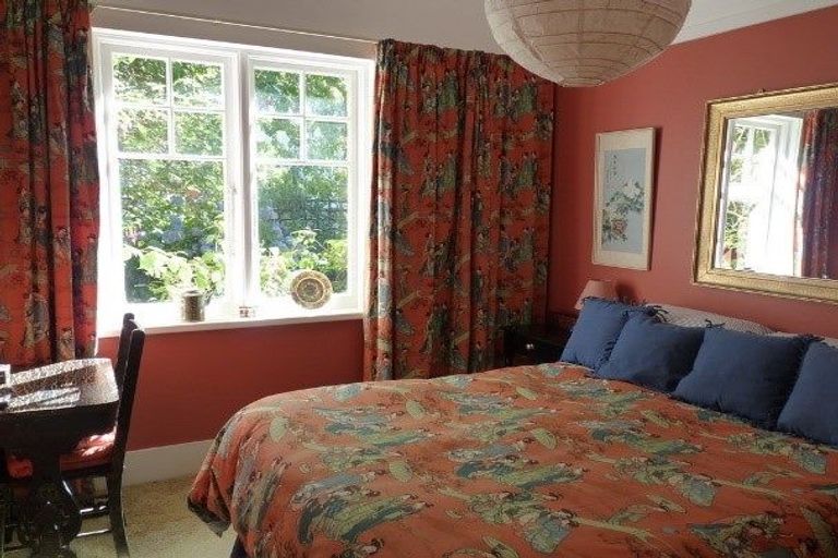 Photo of property in 60 Barton Road, Heretaunga, Upper Hutt, 5018