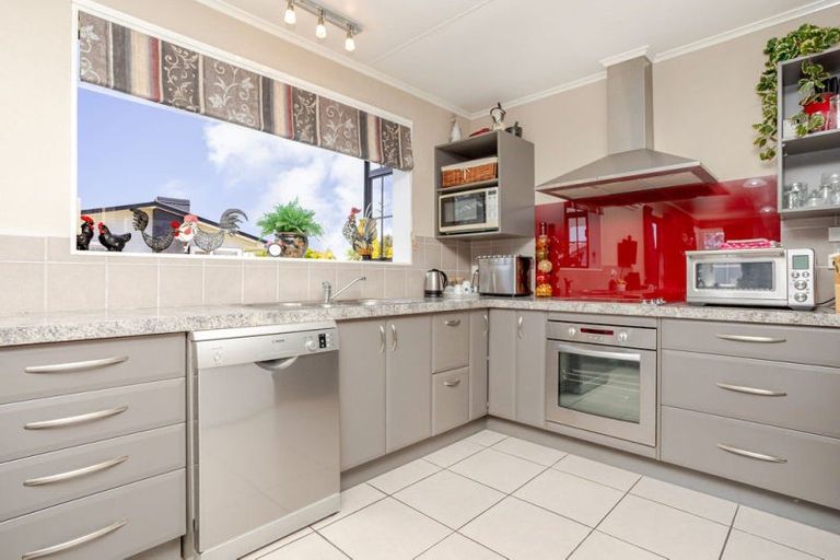 Photo of property in 50 Hospital Street, Dannevirke, 4930