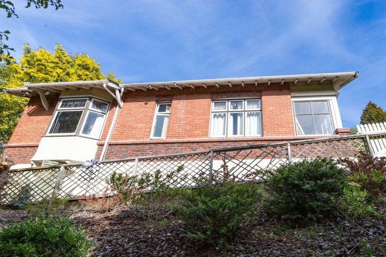 Photo of property in 72 Glen Road, The Glen, Dunedin, 9011