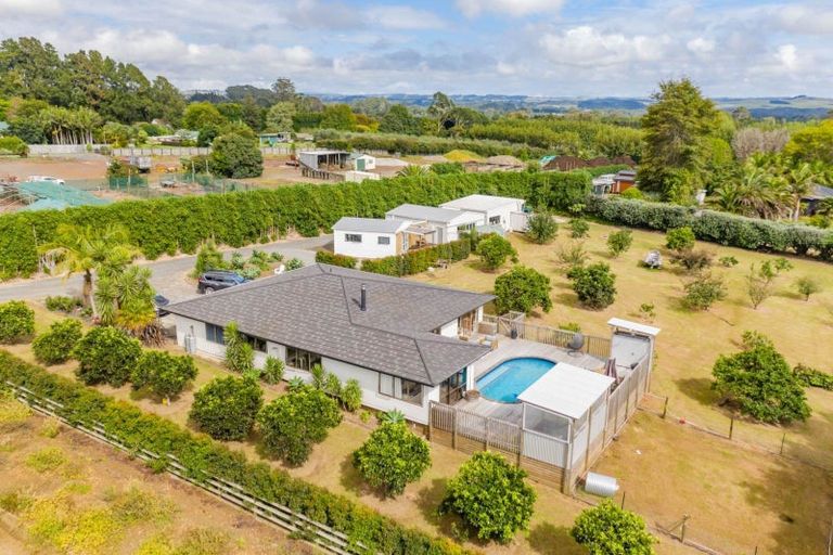 Photo of property in 562 Kerikeri Road, Kerikeri, 0293