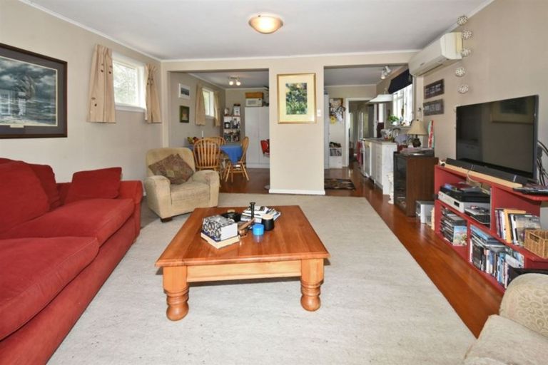 Photo of property in 136 Lonsdale Street, New Brighton, Christchurch, 8083