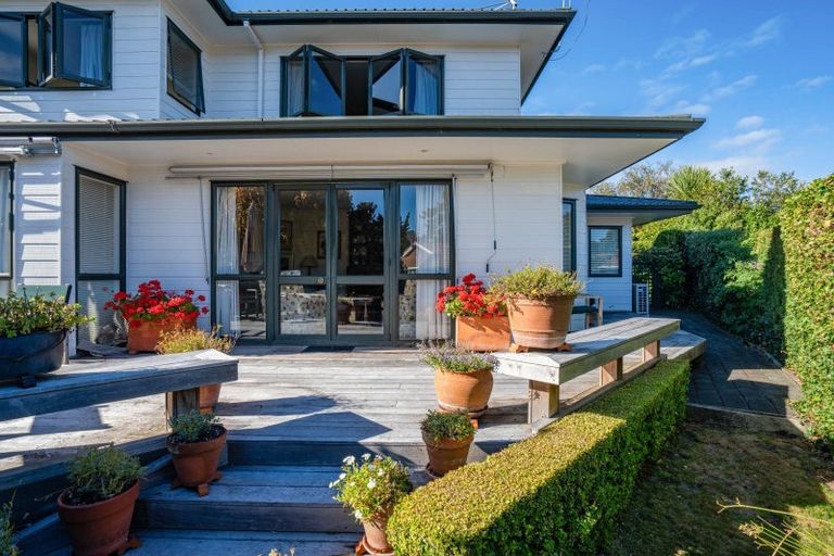 Photo of property in 10 Haines Grove, Rainbow Point, Taupo, 3330