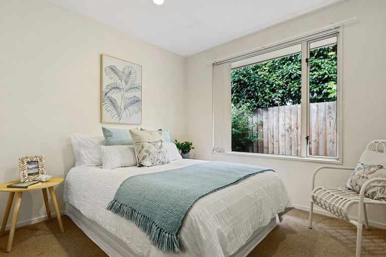 Photo of property in 4 Ashmore Lane, Strowan, Christchurch, 8052