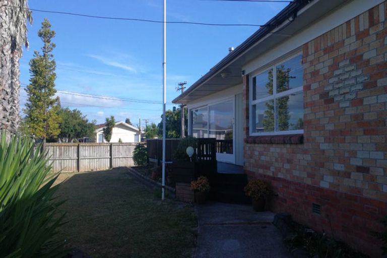 Photo of property in 2 Challinor Street, Pakuranga, Auckland, 2010
