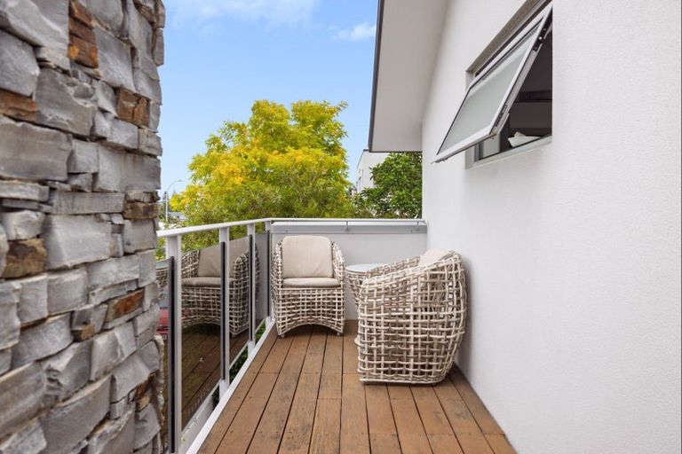 Photo of property in 40 Oceanview Road, Mount Maunganui, 3116
