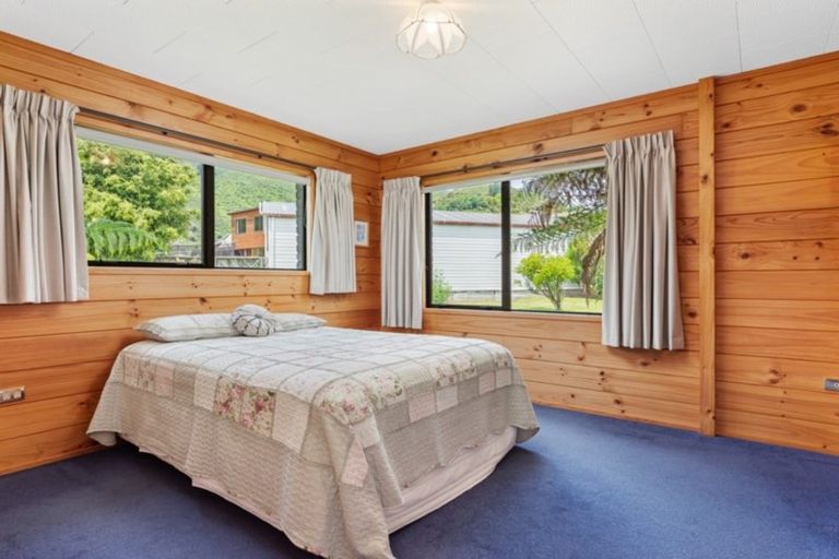 Photo of property in 252b Waikawa Road, Waikawa, Picton, 7220