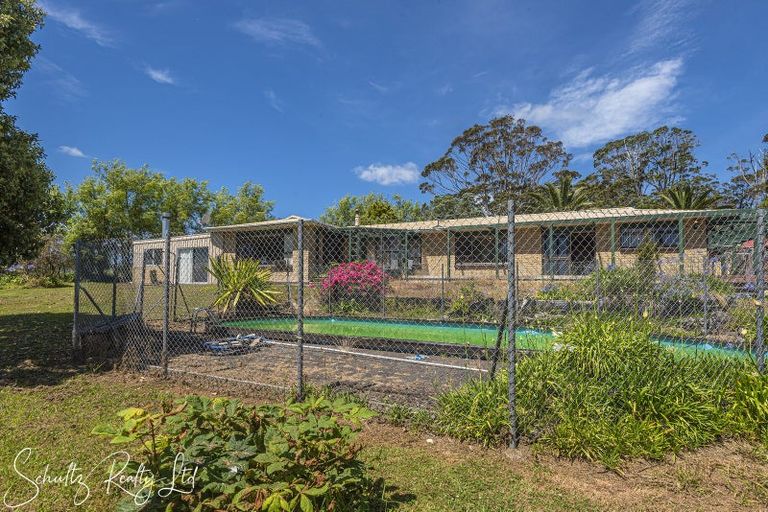 Photo of property in 1610 Paparoa-oakleigh Road, Taipuha, Paparoa, 0571