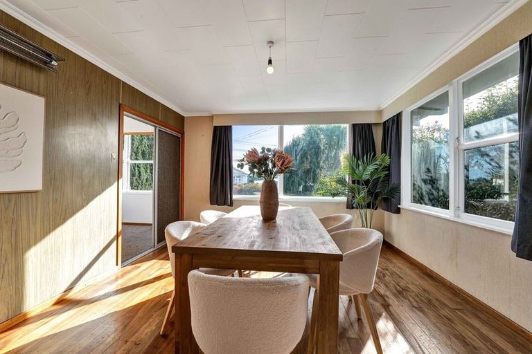 Photo of property in 173 Tukapa Street, Westown, New Plymouth, 4310