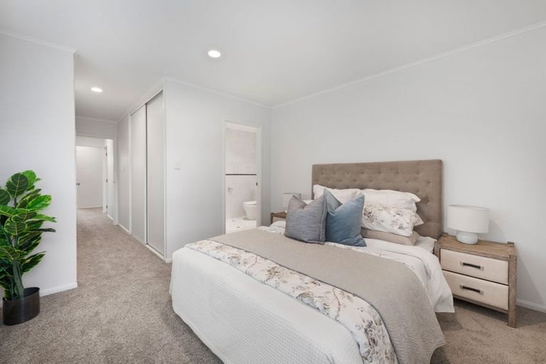 Photo of property in 9 Yacht Place, Bucklands Beach, Auckland, 2012