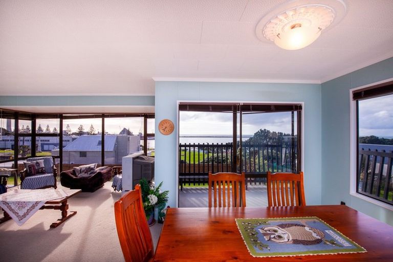 Photo of property in 26a Breakwater Road, Moturoa, New Plymouth, 4310