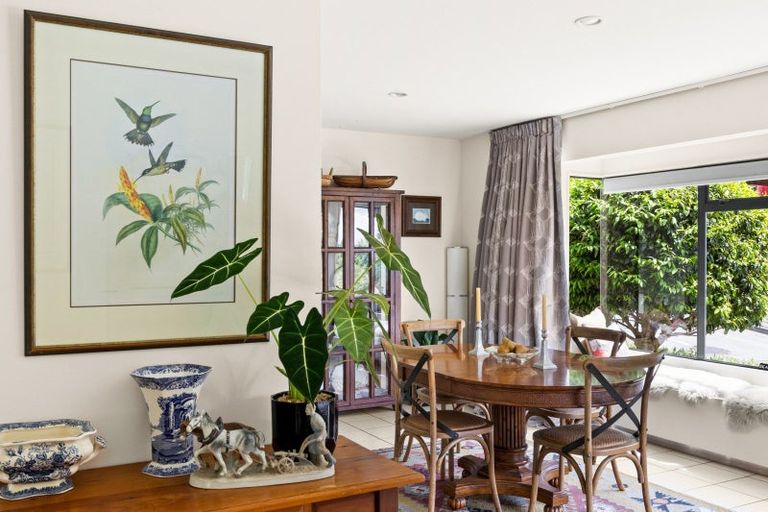 Photo of property in 145 Milton Road, Bluff Hill, Napier, 4110