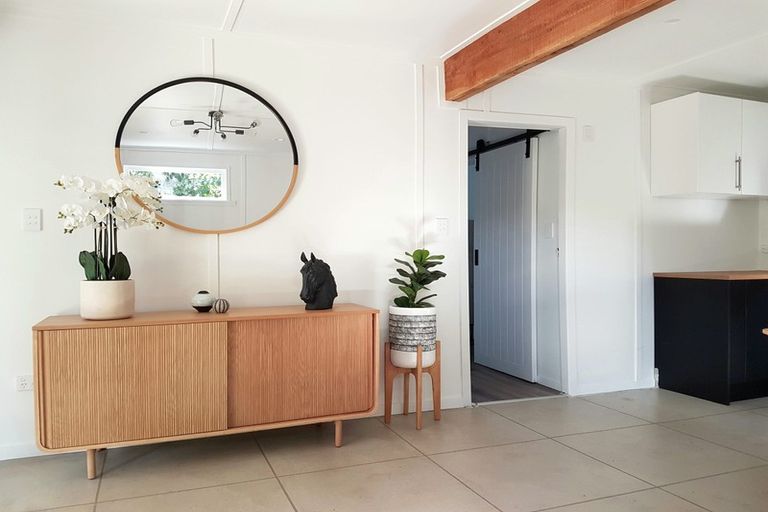 Photo of property in 153 Howard Road, Orere Point, Papakura, 2585