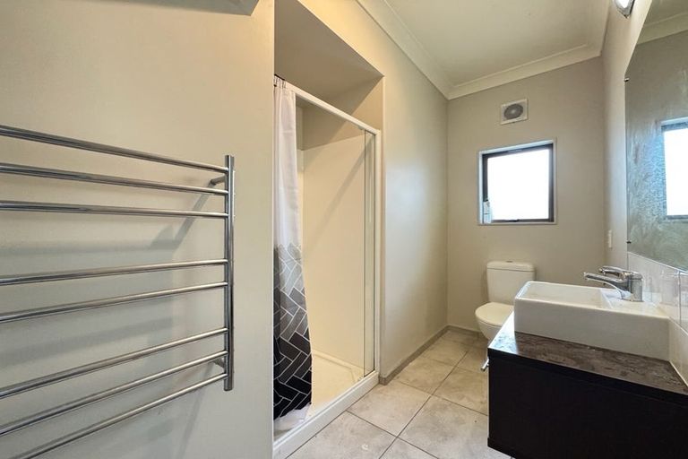 Photo of property in 6 Port Lane, Whitby, Porirua, 5024