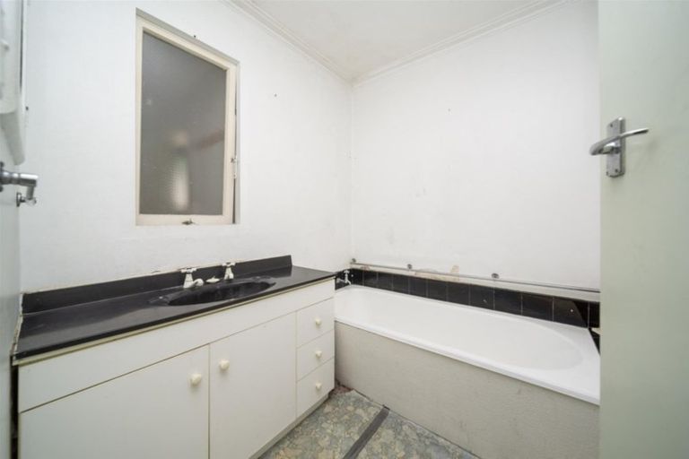 Photo of property in 13 Rimu Street, Hawera, 4610