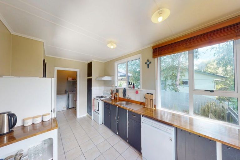 Photo of property in 47 Wilson Street, Waverley, 4510