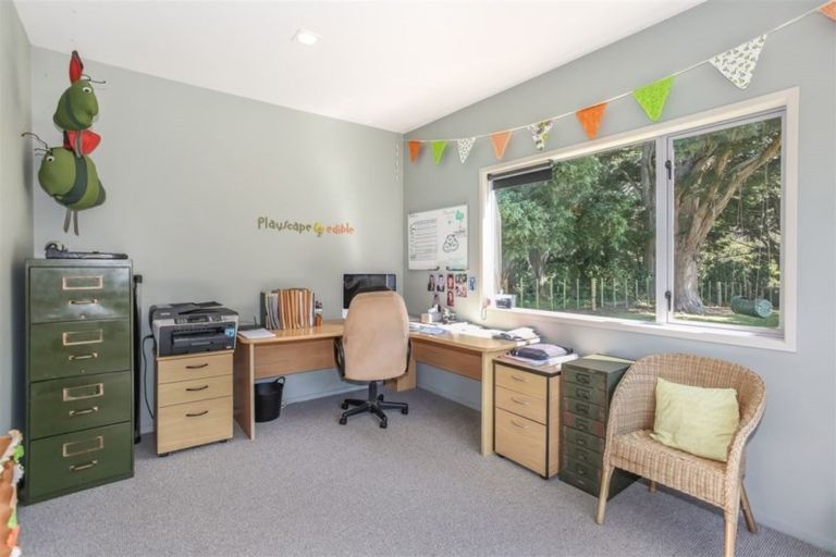 Photo of property in 122 Harrisville Road, Tuakau, 2121