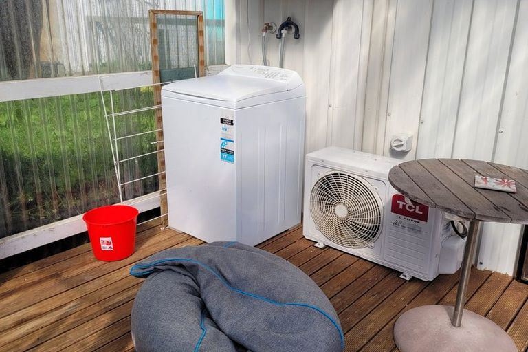 Photo of property in 15 Newcombe Road, Otaua, Waiuku, 2682