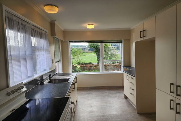 Photo of property in 71 Wai-iti Crescent, Woburn, Lower Hutt, 5010