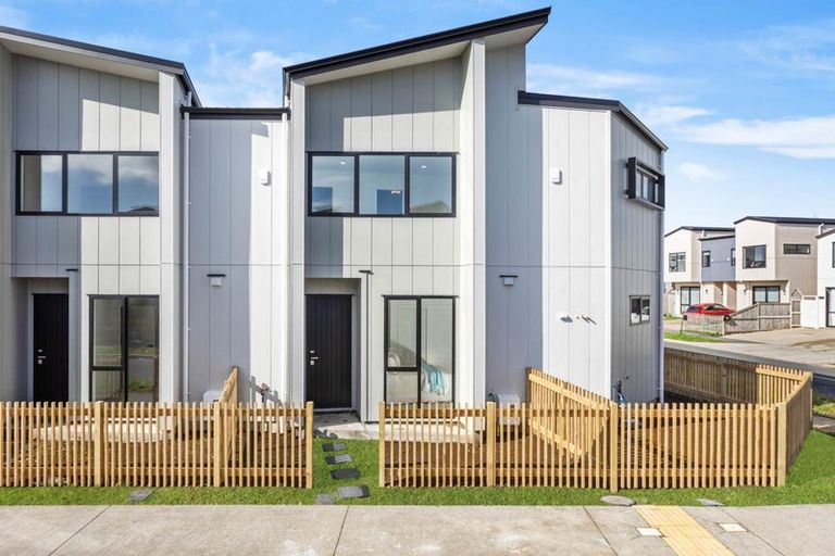 Photo of property in 51 Minhas Road, Papakura, 2110