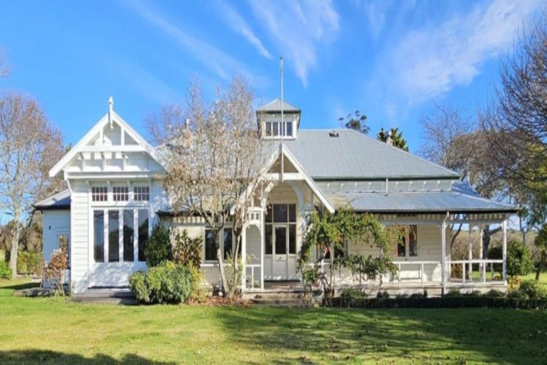 Photo of property in 29 Gordon Road, Te Awanga, 4102