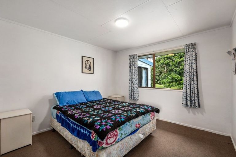 Photo of property in 4 Pohutukawa Drive, Athenree, Katikati, 3177