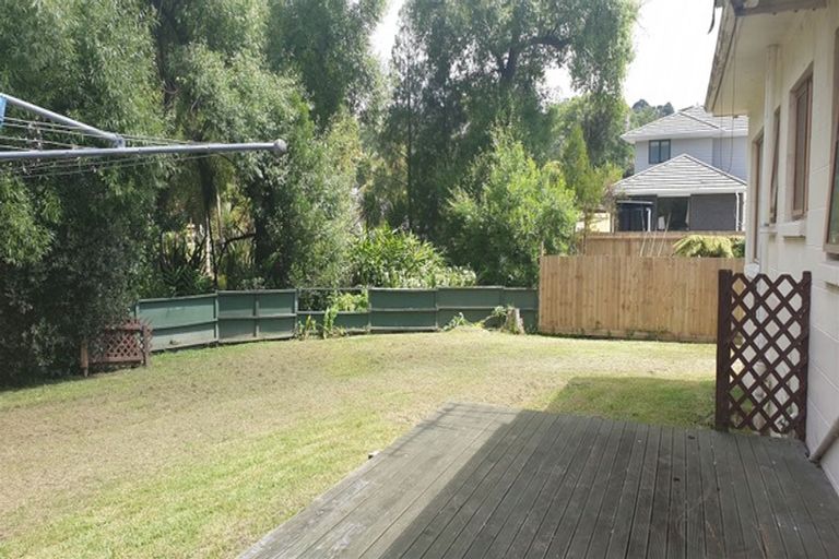 Photo of property in 2/81 Stredwick Drive, Torbay, Auckland, 0630
