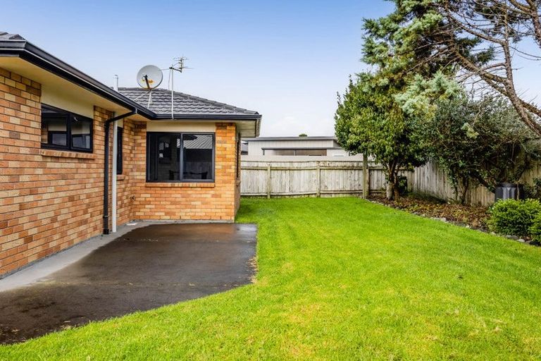 Photo of property in 37 Dillon Drive, Bell Block, New Plymouth, 4312