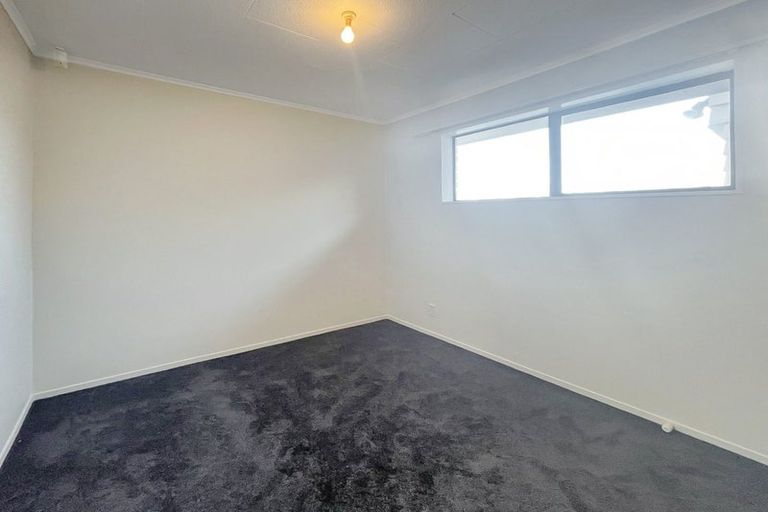 Photo of property in 55 Raglan Avenue, Cloverlea, Palmerston North, 4412