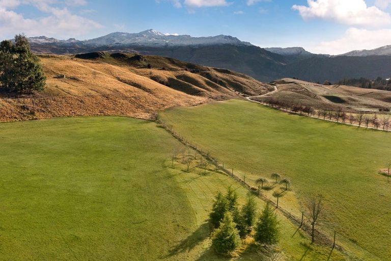 Photo of property in 99 Speargrass Flat Road, Speargrass Flat, Queenstown, 9371