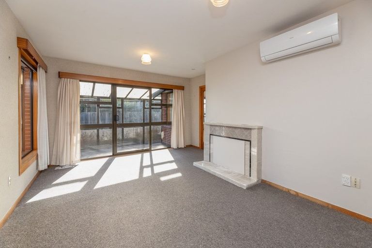 Photo of property in 28 Chedworth Avenue, Bishopdale, Christchurch, 8053