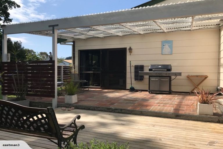 Photo of property in 2 Magnolia Street, Outer Kaiti, Gisborne, 4010