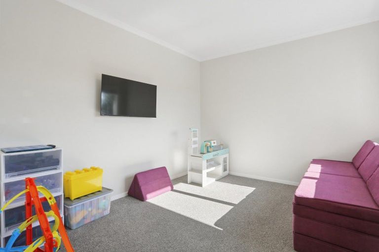 Photo of property in 1 Aldermen Avenue, Papamoa Beach, Papamoa, 3118