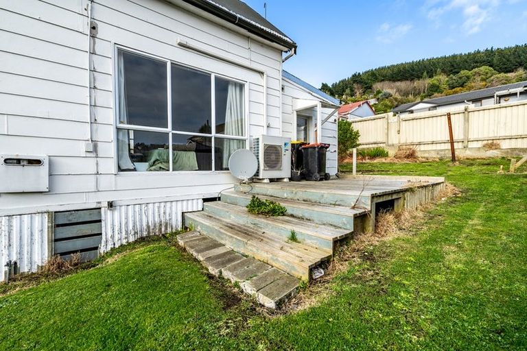 Photo of property in 1 Ann Street, Bluff, 9814