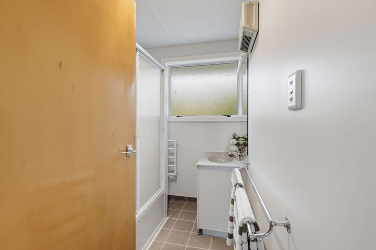 Photo of property in 52 Claridges Road, Casebrook, Christchurch, 8051