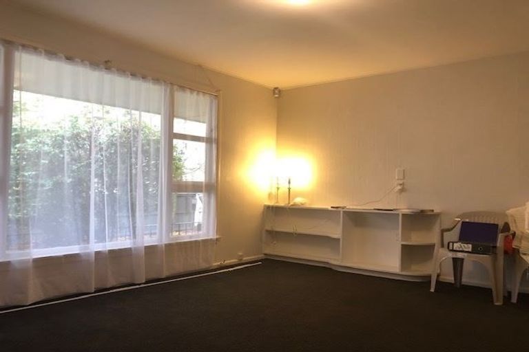Photo of property in 98 Bealey Avenue, Christchurch Central, Christchurch, 8013
