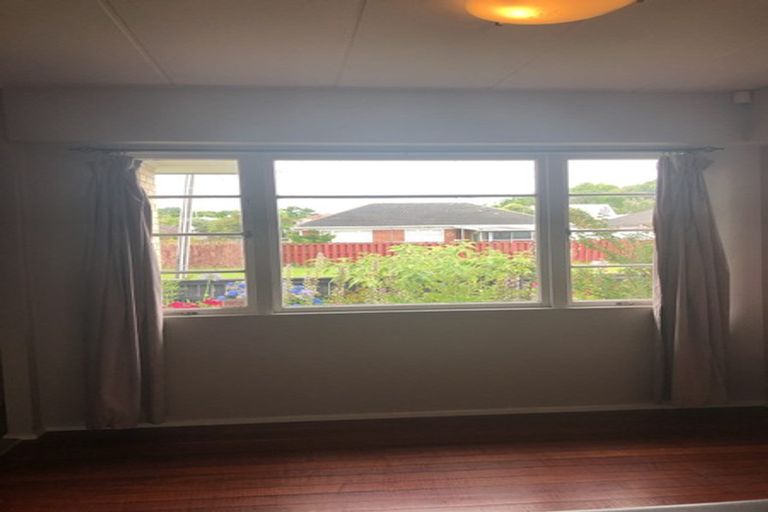 Photo of property in 17 Viola Avenue, Mangere East, Auckland, 2024