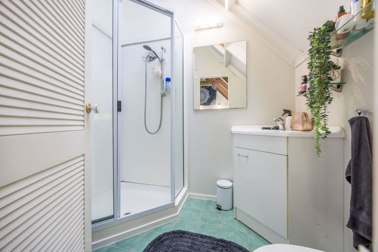 Photo of property in 29 Glencoe Road, Browns Bay, Auckland, 0630