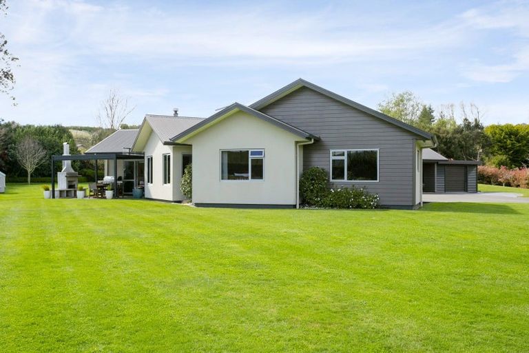 Photo of property in 72 Dalmore Way, Acacia Bay, Taupo, 3385