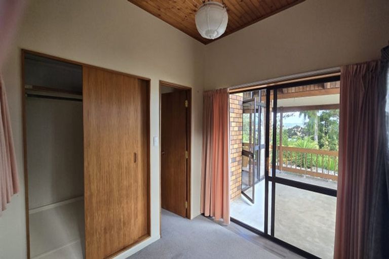 Photo of property in 139 Attwood Road, Paremoremo, Auckland, 0632