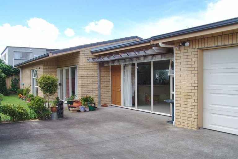 Photo of property in 2a Dinglebank Road, Mount Wellington, Auckland, 1060