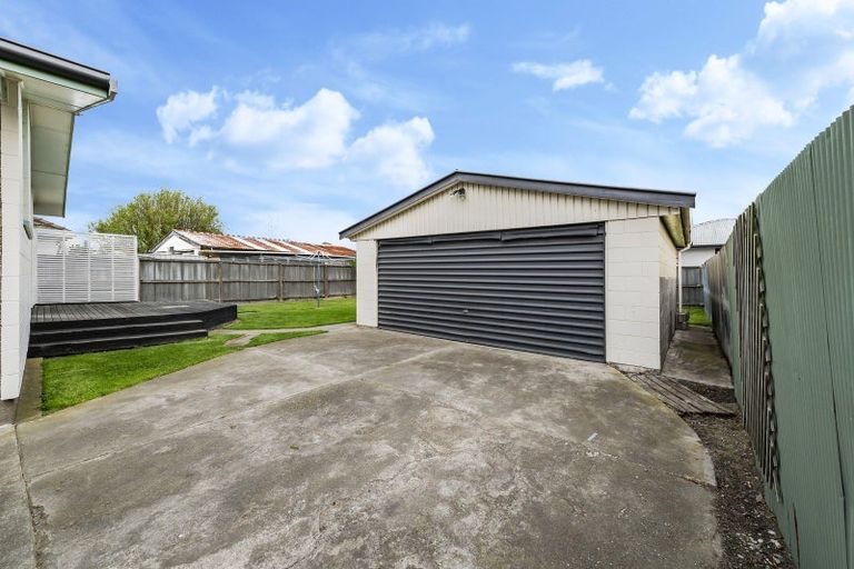 Photo of property in 27 Skerten Avenue, Hornby, Christchurch, 8042