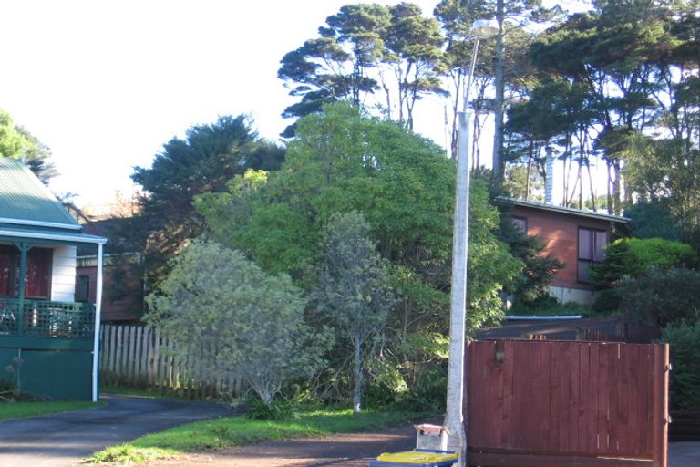 Photo of property in 26 Coey Place, Glen Eden, Auckland, 0602