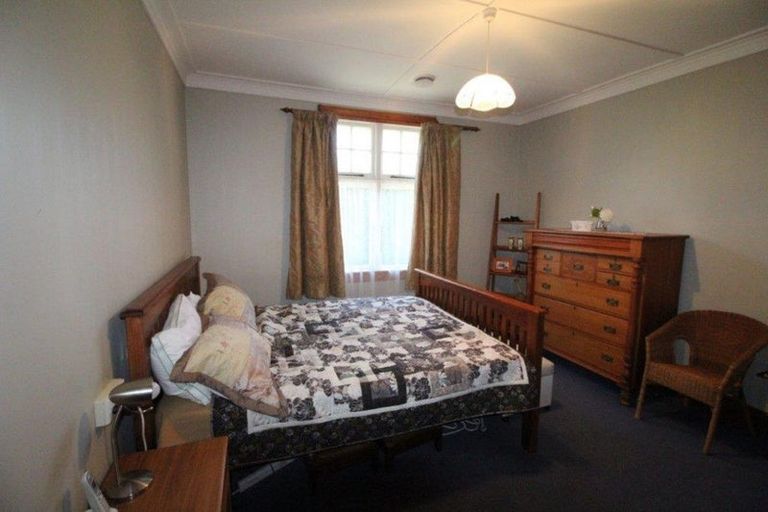 Photo of property in 9 Hero Street, Lumsden, 9730