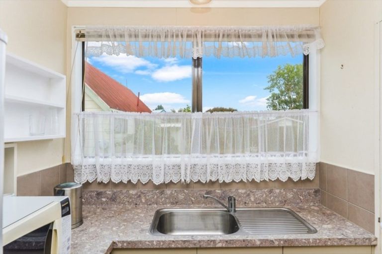 Photo of property in 2b Tui Place, Te Kowhai, Hamilton, 3288