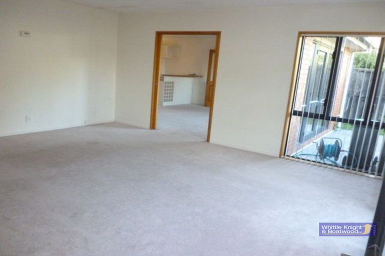 Photo of property in 8 Parkstone Avenue, Ilam, Christchurch, 8041