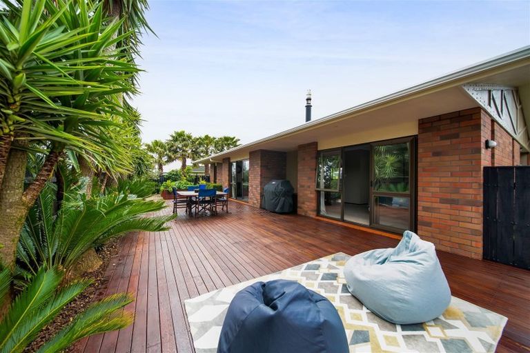 Photo of property in 24 Dillon Drive, Bell Block, New Plymouth, 4312